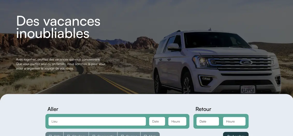  une voiture sur une route, avec un texte marquant des vacances inoubliables en haut a droite